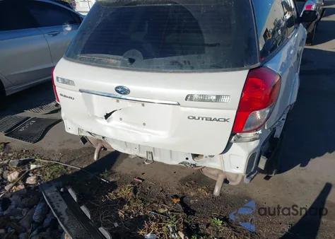 2009 Subaru Outback 2.5I z USA, uszkodzony, nr VIN 4S4BP61C697314980